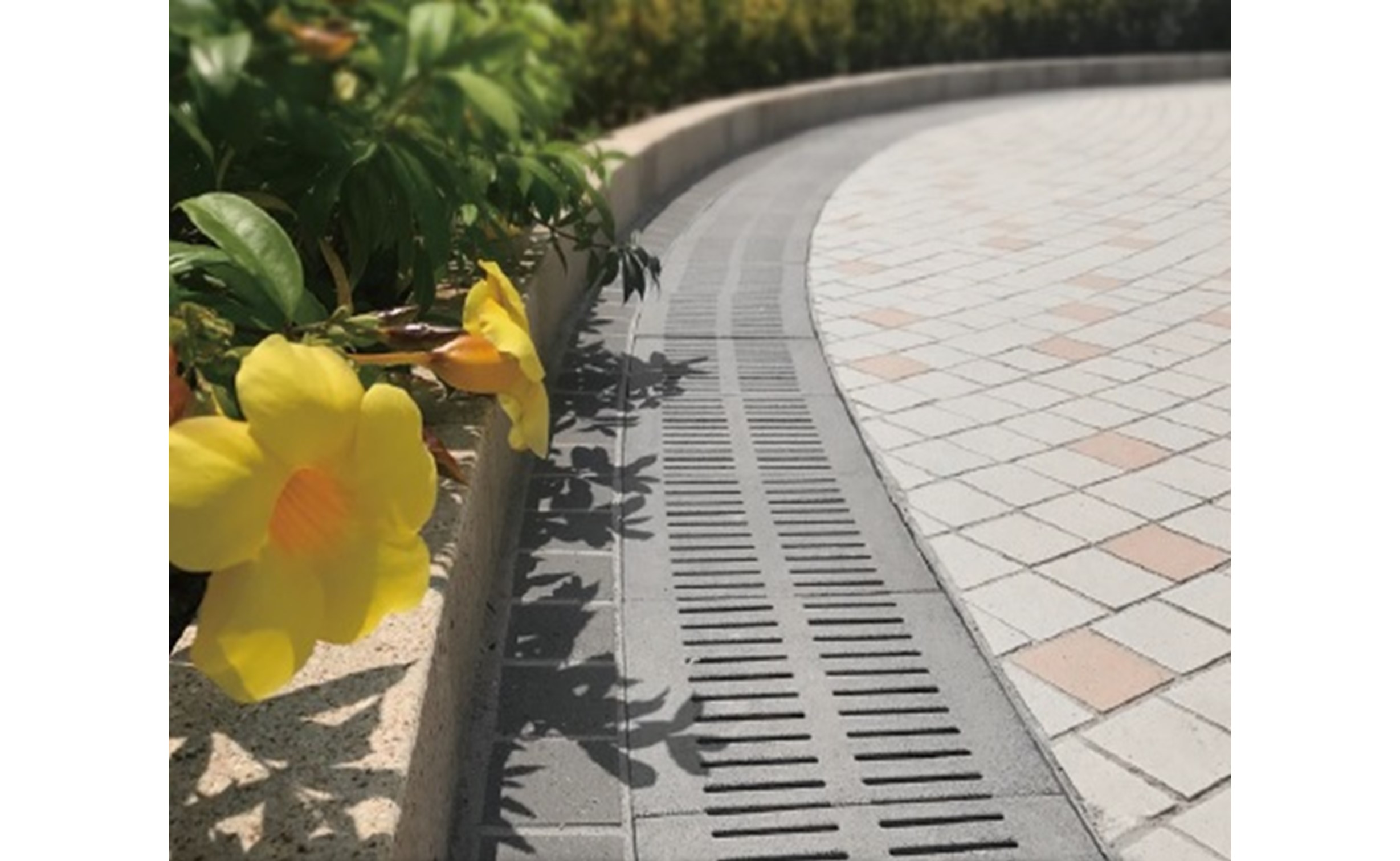 Synthetic Stone Grating / Tree Pit